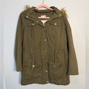 🧥 New York & Company Faux Fur Hooded Utility Jacket – Olive Green | Size L